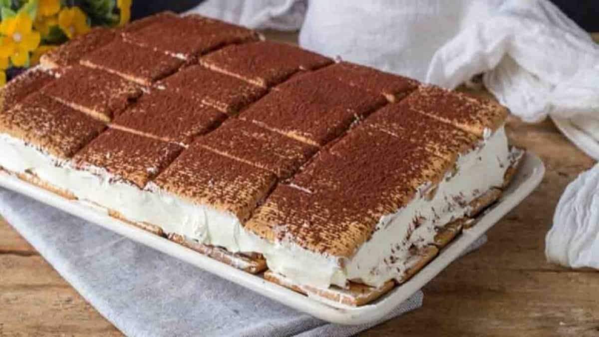 Gâteau de biscuits à la crème de mascarpone et au cacao