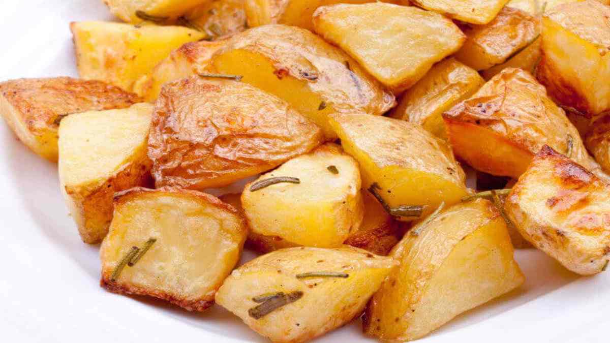 Pommes de terre bouillies au four