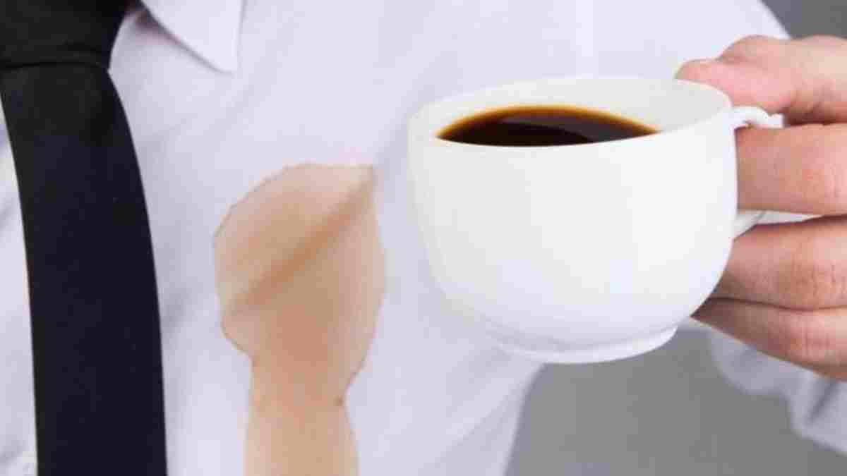 Comment enlever la tache de café sur les vêtements