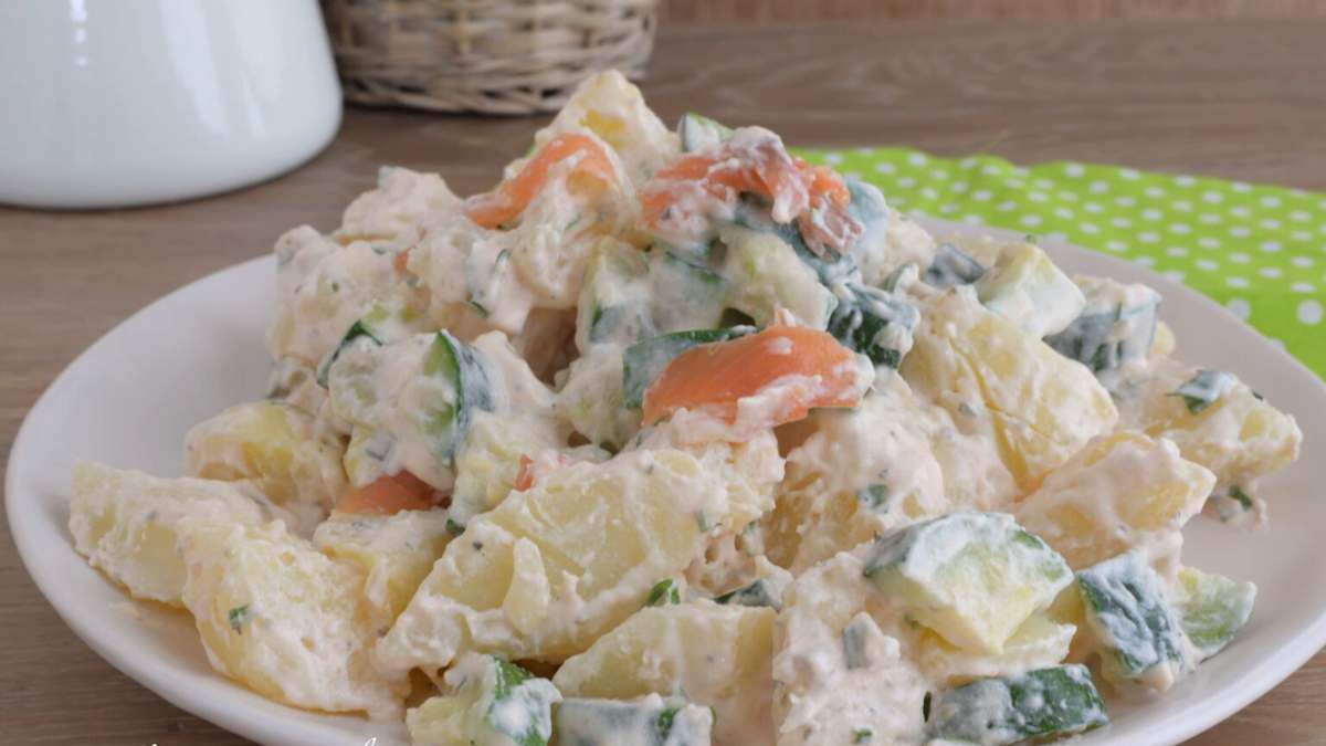Salade de pommes de terre au saumon