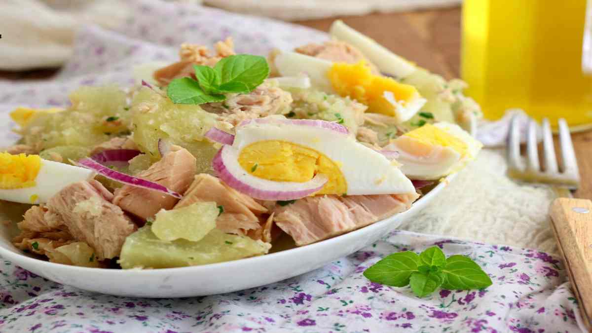 Salade de pommes de terre au thon