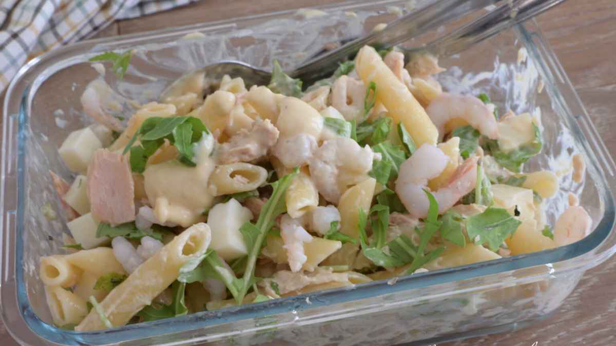 Salade de pâtes au thon et crevettes