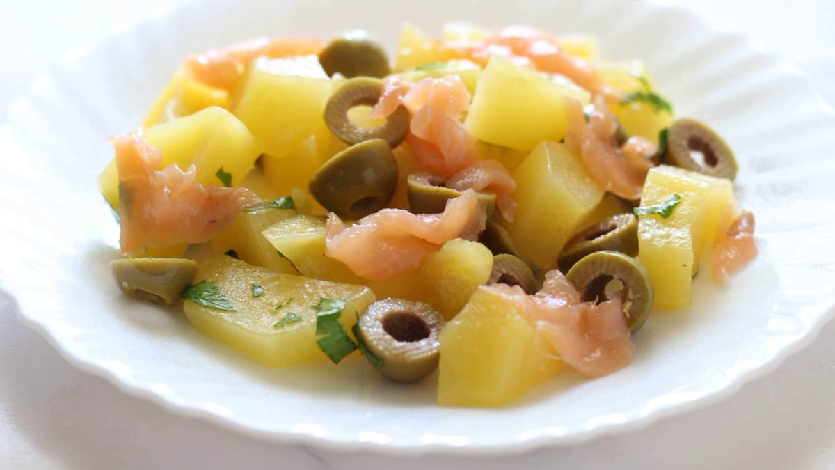 salade-de-pommes-de-terre-au-saumon-