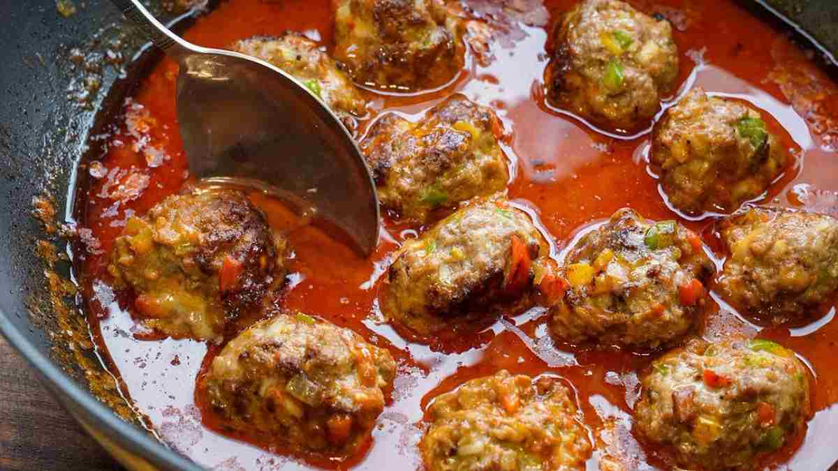 boulettes-de-viande-a-la-sauce-tomate