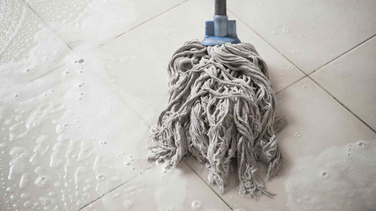 Comment utiliser le bicarbonate de soude pour nettoyer le carrelage