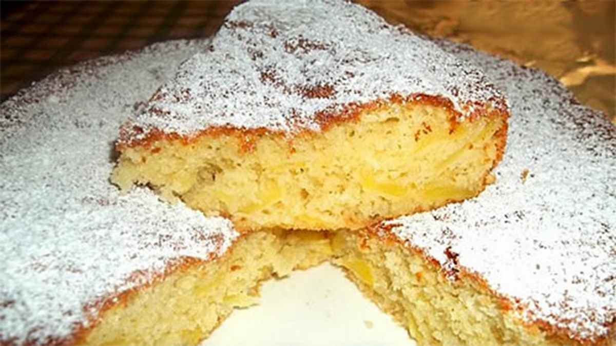 Gâteau aux pommes et à la noix de coco